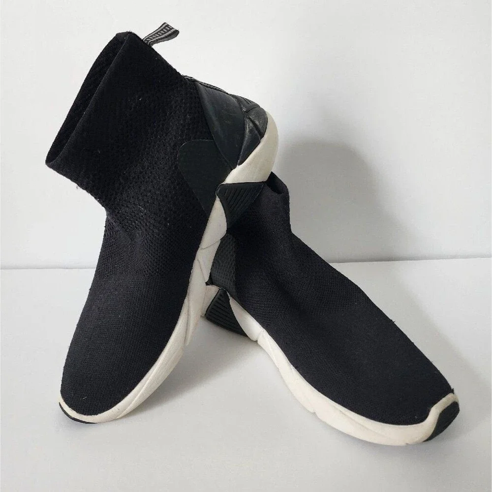 Mark Nason A-Line Daze Skechers Black Slip On Sneakers size 5.5 High Top